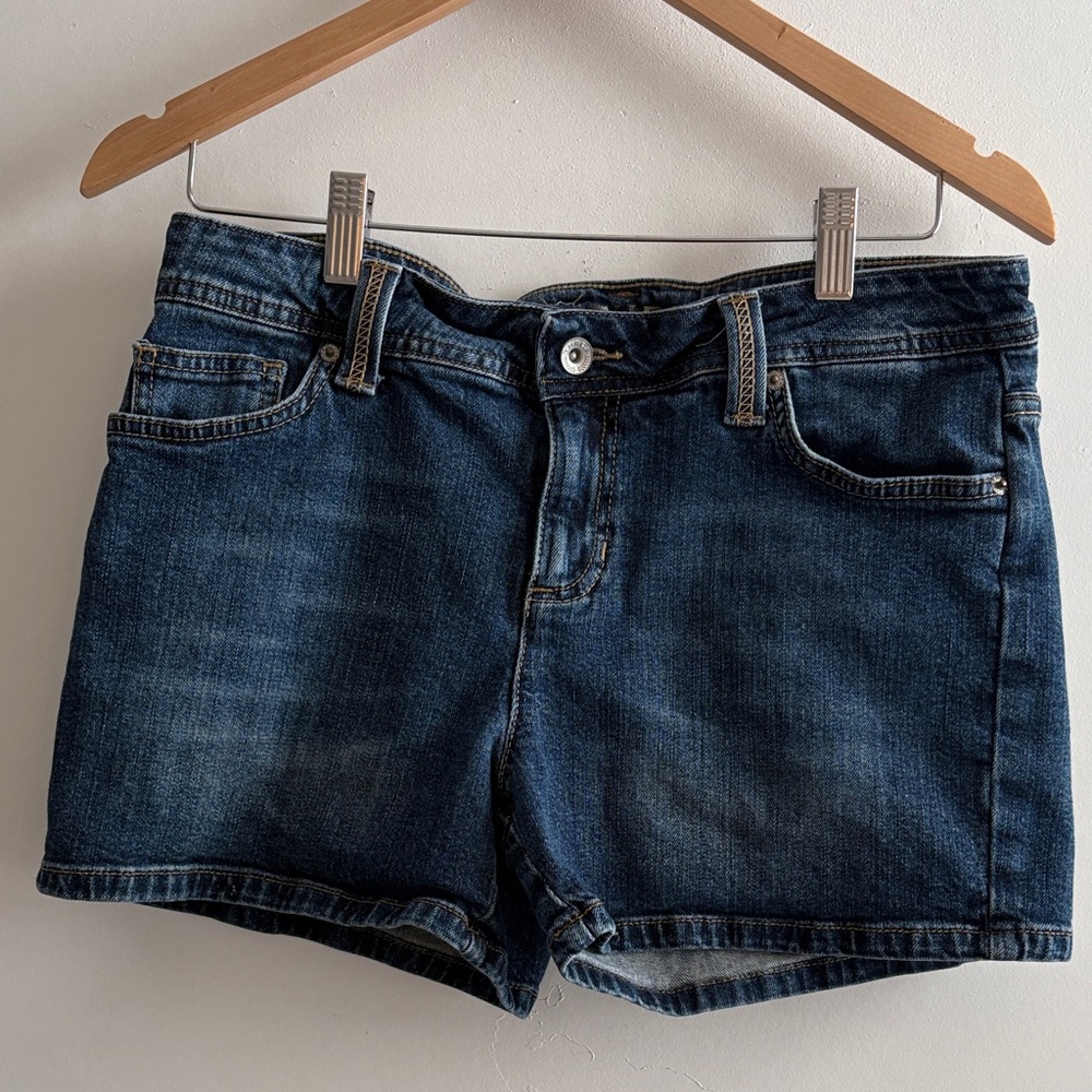 THRE3 Cotton Classic Blue Jean Medium Wash Pocket Shorts for Women SZ 8